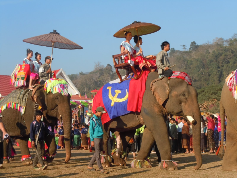 Лаос - Сая сая жуулчдыг даллах “сая заантай хаант улс”
