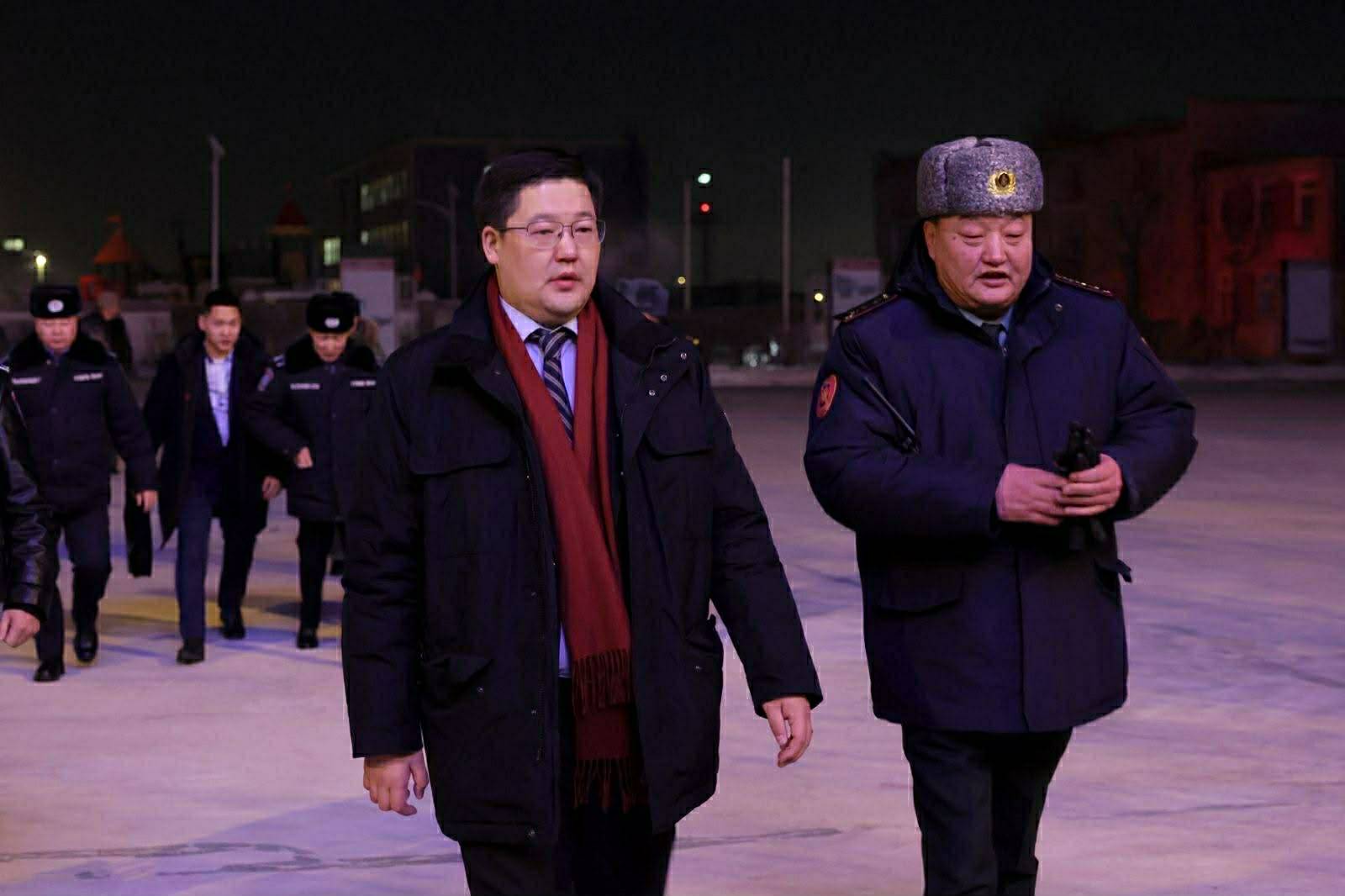 ХЗДХ-ийн дэд сайд Д.Мөнх-Эрдэнэ дотоодын цэргийн ангиудад хяналт шалгалт хийж байна