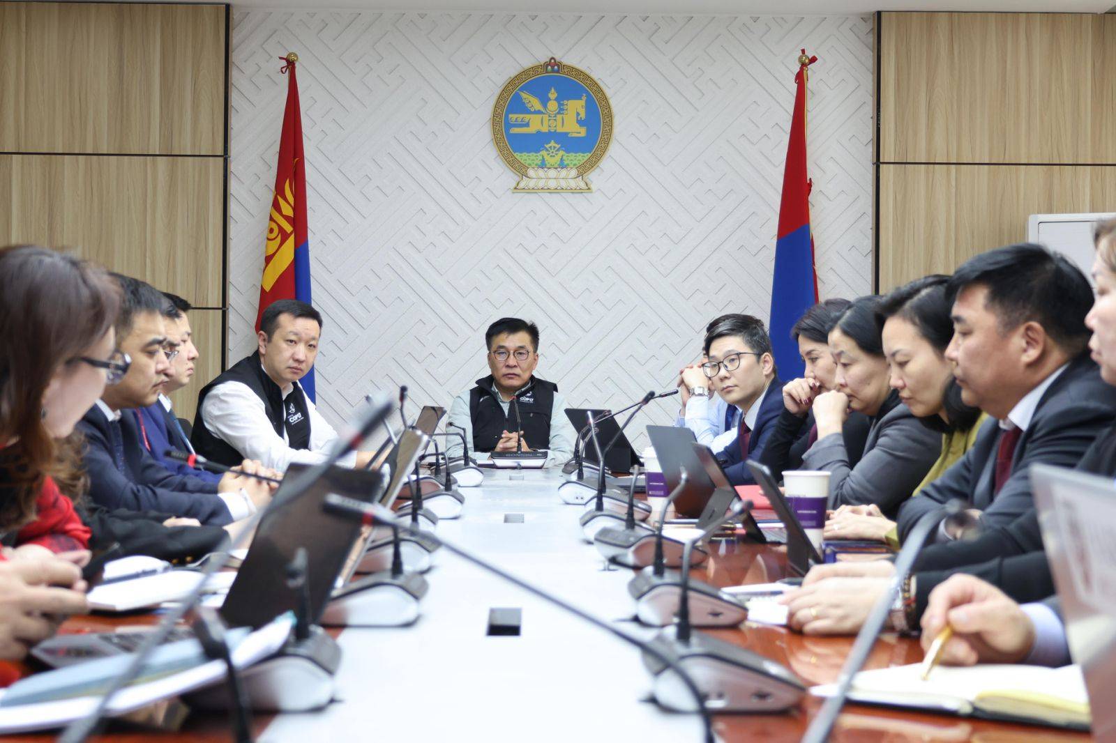 Б.Батбаатар сайд COP17 бага хурлын бэлтгэл ажлыг сайжруулж, хариуцлагыг чангатгах үүрэг өглөө