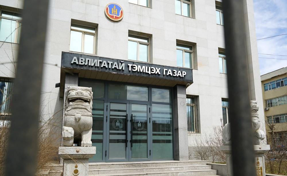 Авлигыг мэдээлэх 1-110 тусгай дугаарт 96 дуудлага иржээ